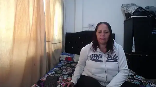 merryymaturee  online show from 11/22/25, 02:38