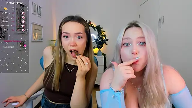 Evia r0se online show from 12/24/24, 11:38