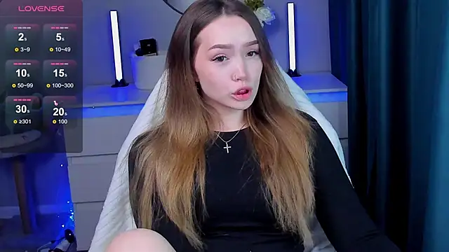 Evia r0se online show from 10/19/25, 01:58