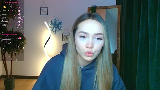 Evia r0se online show from 01/03/25, 11:25