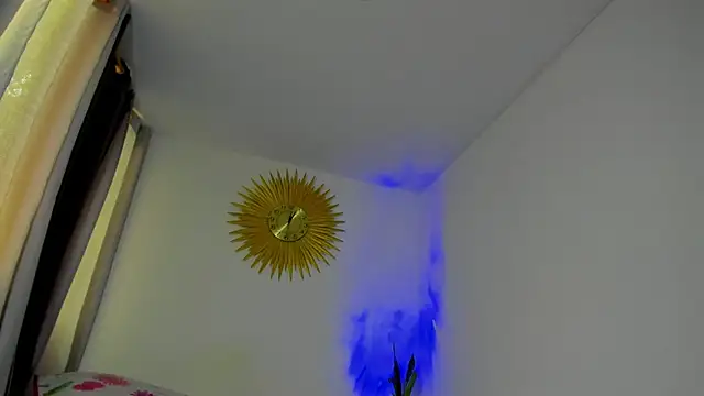 Snapshot of ronnie_7777 chatting on 11/21/25, 05:12 ronnie 7777 online show from 11/21/25, 05:12