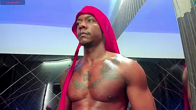 Snapshot of ronnie_7777 chatting on 03/22/25, 08:26 ronnie 7777 online show from 03/22/25, 08:26