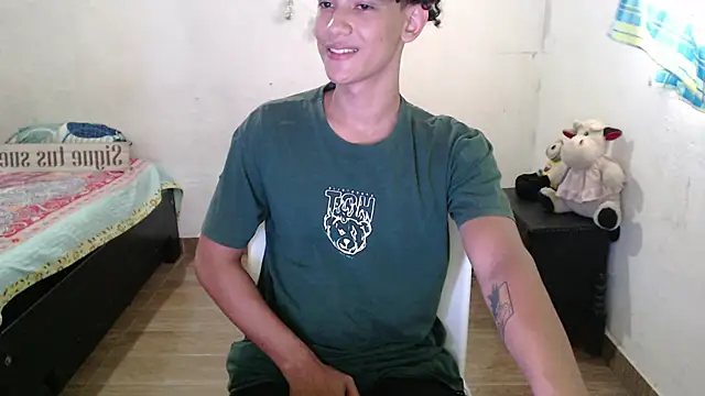 Snapshot of jake_willianss chatting on 12/29/24, 07:53 jake willianss online show from 12/29/24, 07:53