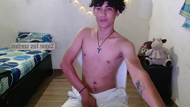 Snapshot of jake_willianss chatting on 12/21/24, 11:02 jake willianss online show from 12/21/24, 11:02