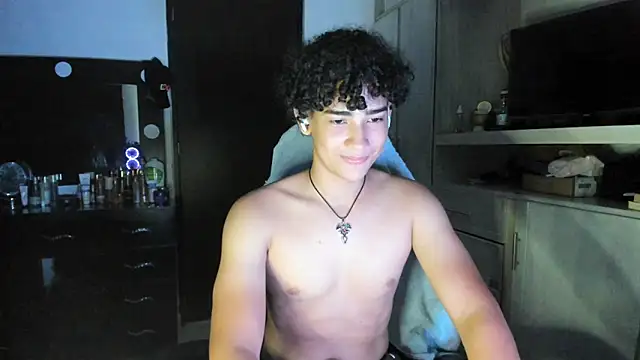 Snapshot of jake_willianss chatting on 06/20/26, 04:06 jake willianss online show from 06/20/26, 04:06