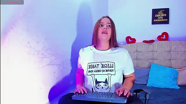 Catherine summer1 online show from 12/14/25, 03:02