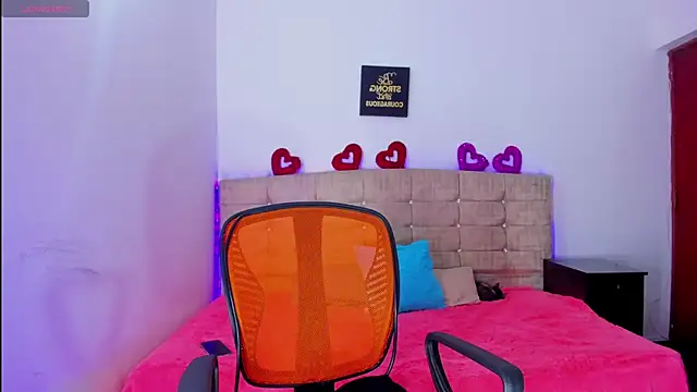 Catherine summer1 online show from 11/15/25, 04:11