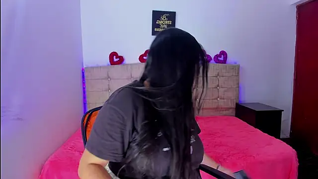 Catherine summer1 online show from 11/18/25, 09:07