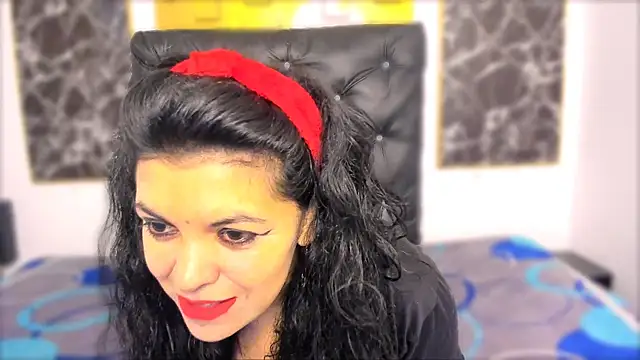 Snapshot of scarlett_w0lf chatting on 10/22/25, 02:38 scarlett w0lf online show from 10/22/25, 02:38