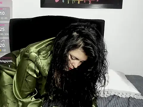 scarlett w0lf online show from 07/04/26, 08:57