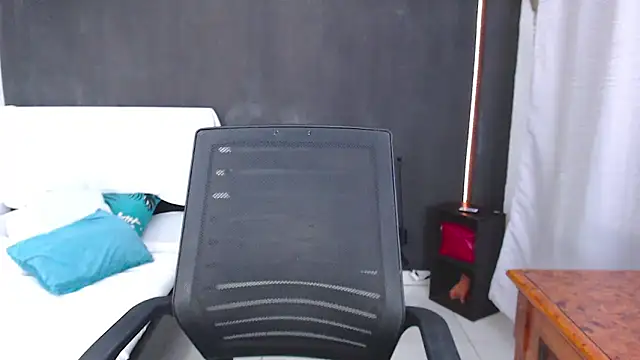 SusanLeroy online show from 04/15/26, 08:53