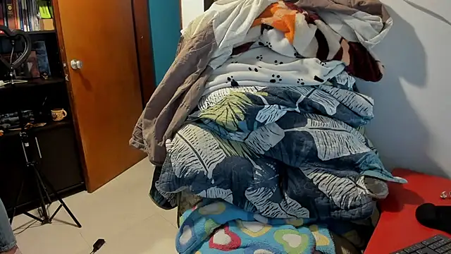 peanut tangerine online show from 09/10/25, 11:04