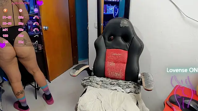 peanut tangerine online show from 10/05/25, 10:22