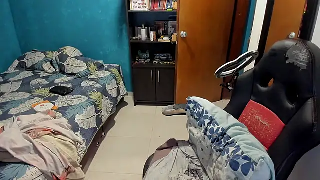 peanut tangerine online show from 11/12/25, 11:52