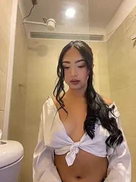 SOPHIACANDY19  online show from 10/16/25, 11:24