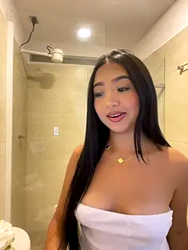 SOPHIACANDY19  online show from 11/07/25, 09:52