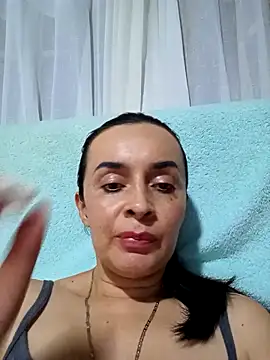 Snapshot of Samantha_Sullivan_ chatting on 10/18/25, 03:52 Samantha Sullivan online show from 10/18/25, 03:52