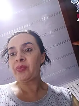 Samantha Sullivan  online show from 04/11/26, 03:36