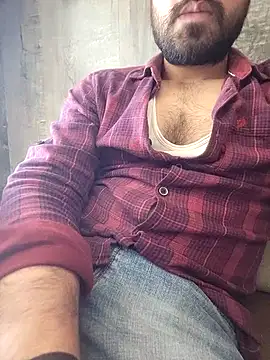 Snapshot of 77fuckerboy_ chatting on 03/12/25, 05:24 77fuckerboy online show from 03/12/25, 05:24