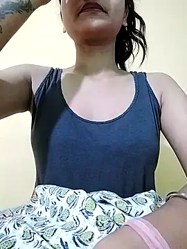 Snapshot of MISSQUEEN48 chatting on 03/17/25, 01:39 MISSQUEEN48 online show from 03/17/25, 01:39