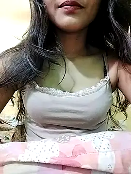 MISSQUEEN48 online show from 02/15/26, 05:19