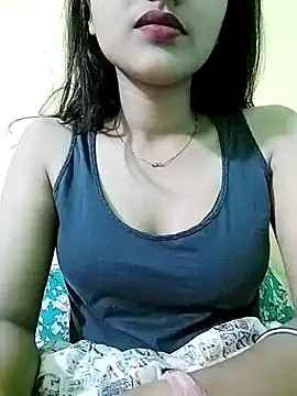 Snapshot of MISSQUEEN48 chatting on 03/05/25, 03:07 MISSQUEEN48 online show from 03/05/25, 03:07