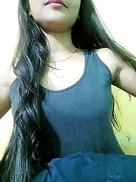 Snapshot of MISSQUEEN48 chatting on 02/14/25, 06:08 MISSQUEEN48 online show from 02/14/25, 06:08