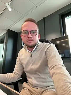 thehornyguy97 online show from 04/27/26, 05:49