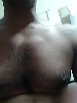 Snapshot of Wild-Honey chatting on 09/30/25, 04:35 Wild-Honey online show from 09/30/25, 04:35