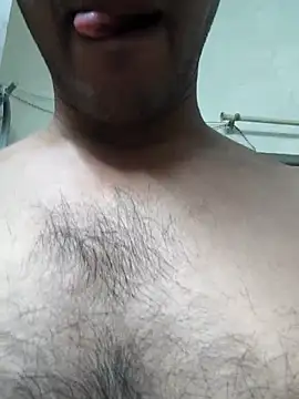 Snapshot of Wild-Honey chatting on 09/20/25, 03:06 Wild-Honey online show from 09/20/25, 03:06