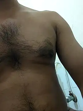 Snapshot of Wild-Honey chatting on 10/28/25, 04:02 Wild-Honey online show from 10/28/25, 04:02