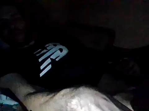 Snapshot of Vicktore007 chatting on 10/31/25, 05:31 Vicktore007 online show from 10/31/25, 05:31