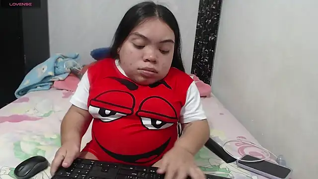 Michelle Brooks online show from 04/26/26, 05:49