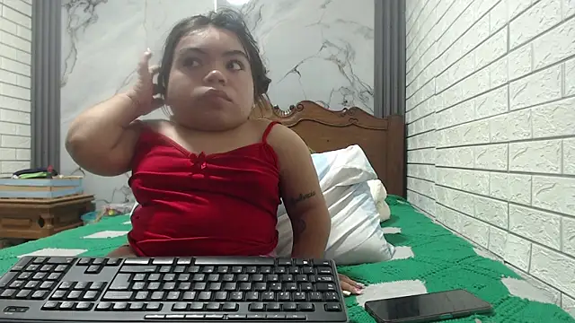 Snapshot of Michelle_Brooks chatting on 01/31/25, 07:18 Michelle Brooks online show from 01/31/25, 07:18