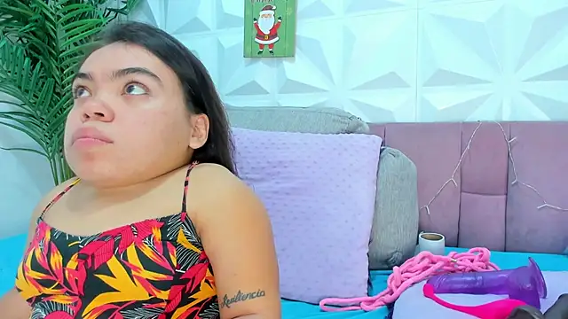 Snapshot of Michelle_Brooks chatting on 01/03/25, 07:39 Michelle Brooks online show from 01/03/25, 07:39