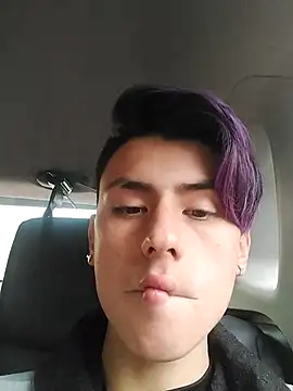 Snapshot of Alann_sr chatting on 03/11/25, 05:46 Alann sr online show from 03/11/25, 05:46