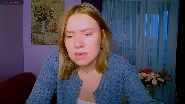 TaylorBre online show from 11/23/25, 06:23