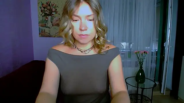 Snapshot of TaylorBre chatting on 09/16/25, 05:41 TaylorBre online show from 09/16/25, 05:41