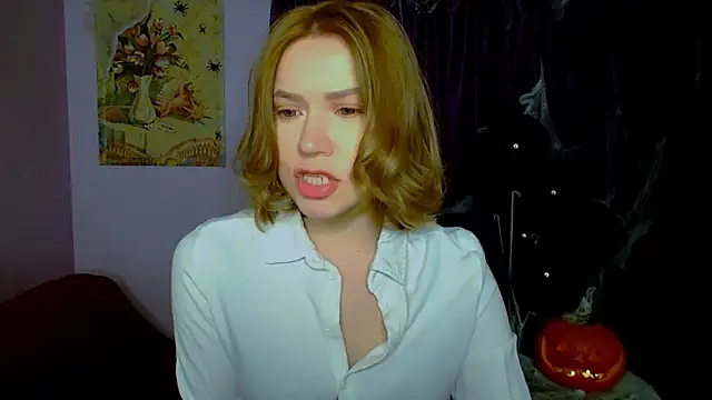 Snapshot of TaylorBre chatting on 11/02/25, 06:29 TaylorBre online show from 11/02/25, 06:29