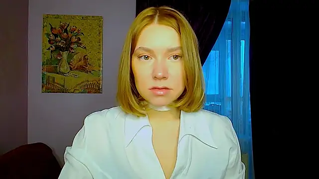 TaylorBre online show from 11/16/25, 06:40