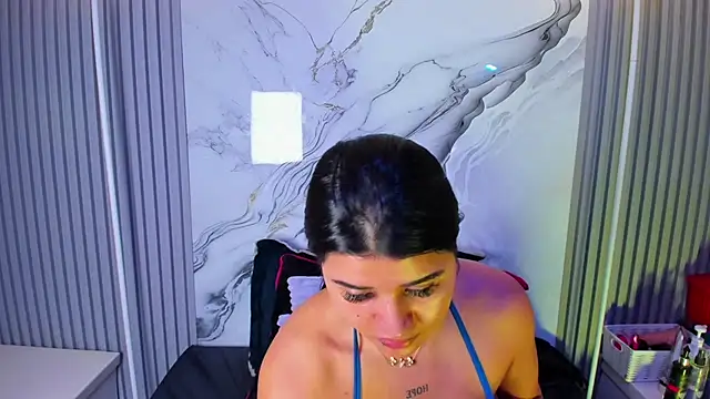 venusowen  online show from 04/10/26, 01:51