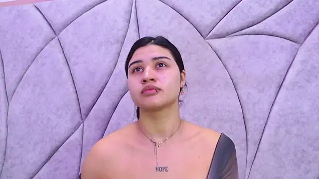 venusowen  online show from 11/09/25, 11:14