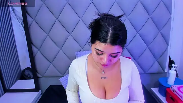 venusowen  online show from 01/09/26, 02:13