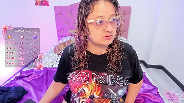 AnnieBigBoobs online show from 11/07/25, 08:24