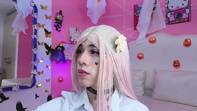 DaripQueen online show from 10/24/25, 01:21