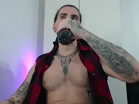 MateoHunk online show from 12/16/25, 05:39