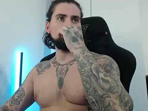 MateoHunk online show from 10/25/25, 06:08