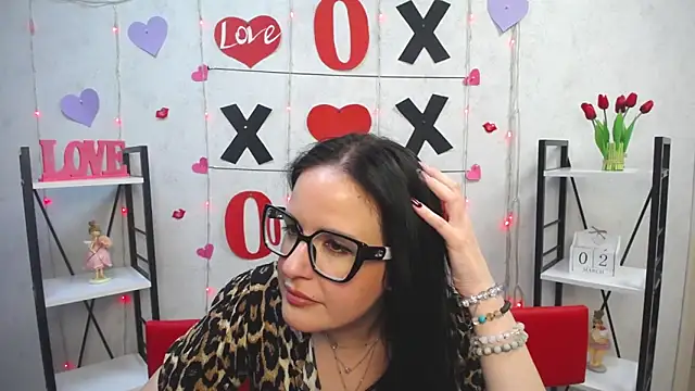 TayaBoret online show from 03/02/25, 09:30