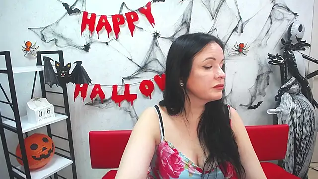 TayaBoret online show from 11/06/25, 06:45