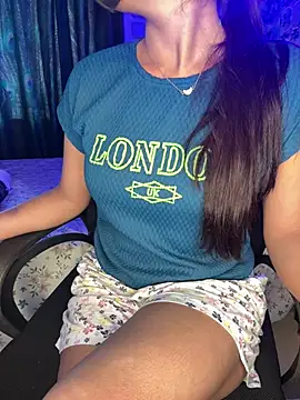 Hot royalbhabhi online show from 03/13/26, 09:25